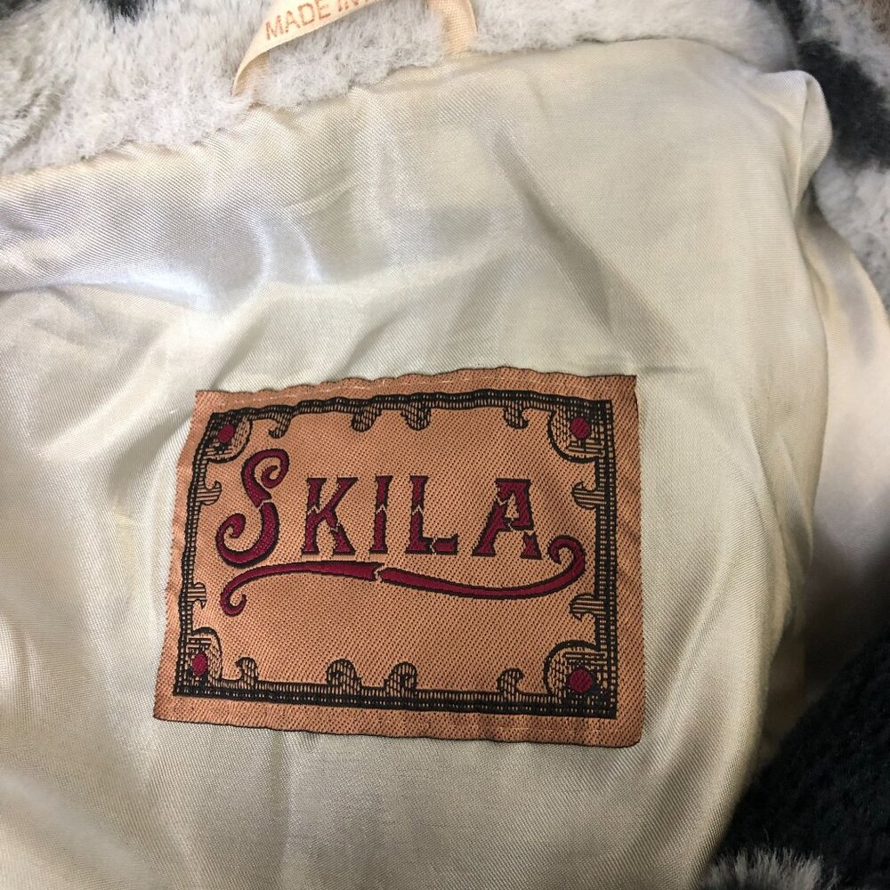 Vtg Skila Finland Faux Fur Coat 10 Nordic Floral Pattern Toggles Plush Neutral - Picture 2 of 11